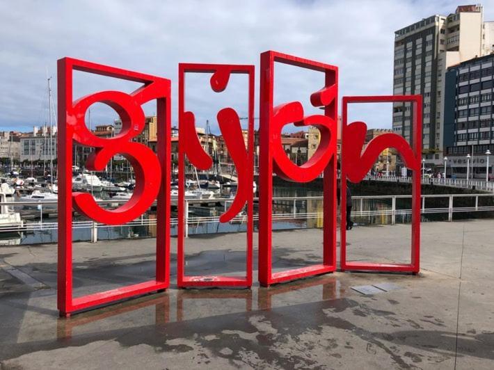 Centro Gijon Cabrales 31 Lejlighed Eksteriør billede