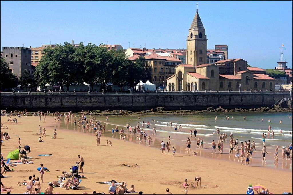 Centro Gijon Cabrales 31 Lejlighed Eksteriør billede
